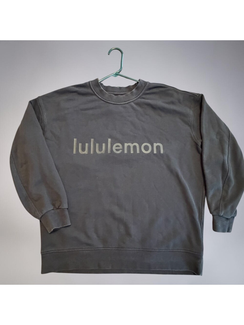 Lululemon Spell out Crew Sweatshirt Oversized. Best for a Medium.